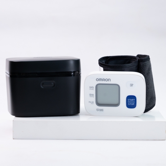 Máy Huyết Áp Omron Hem-6161